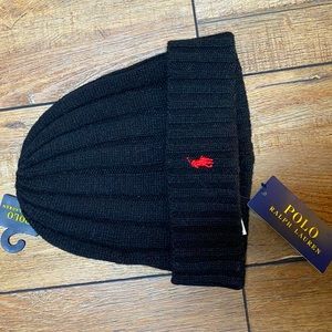 Men's Polo Ralph Lauren Black Wool Blend
Beanie